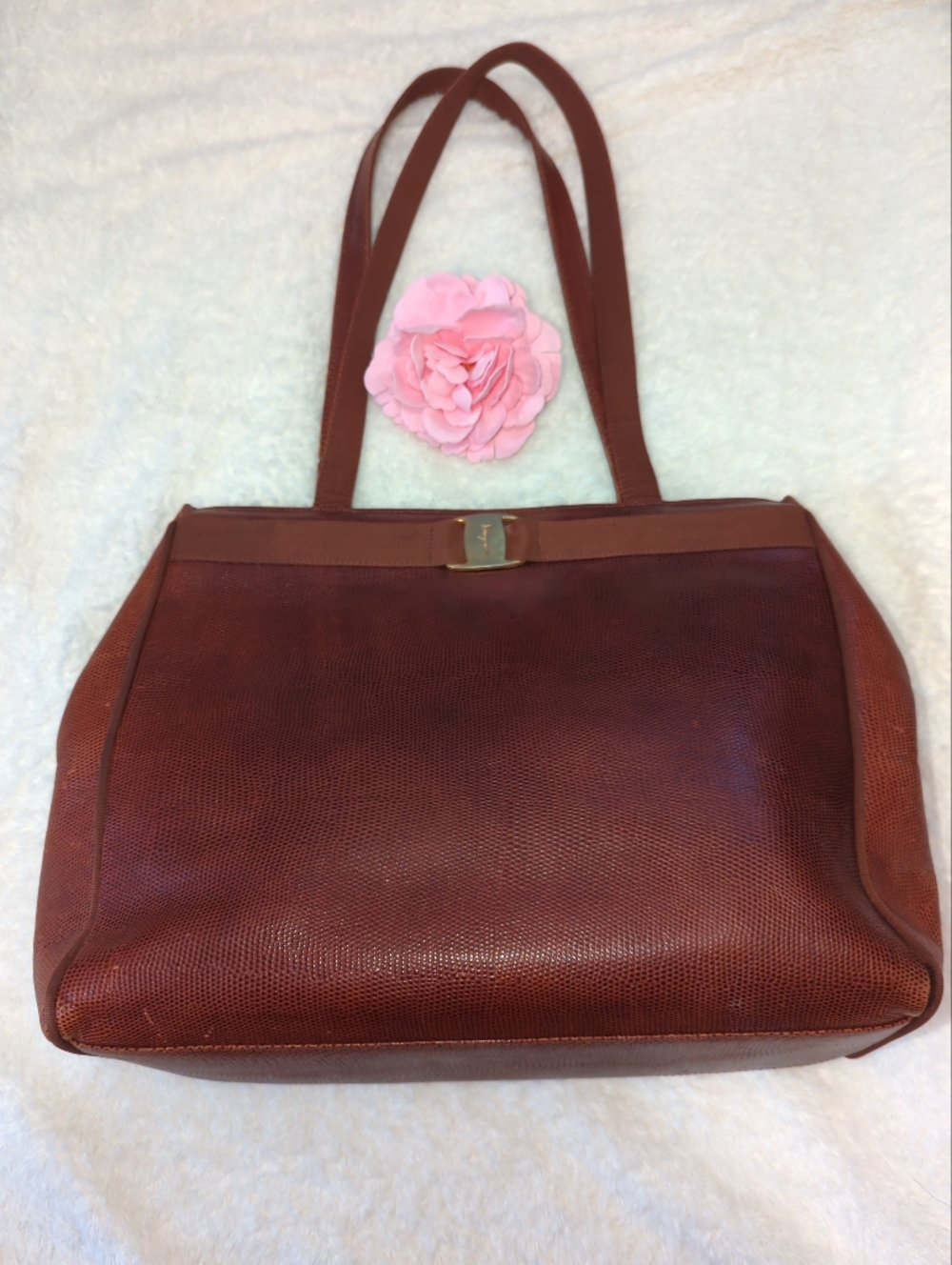 Salvatore Ferragamo Authentic  Brown Lizard Embossed Large Leather Shoulder Bag